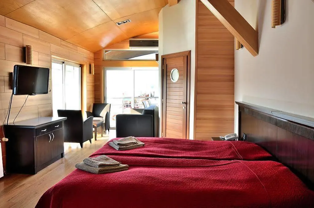 Vogue Boat Apartments Budapest 0*,  Hungary