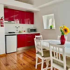 https://apartment-in-palcio-da-palma-2-bedrooms-21.hotels-lisbon-portugal.com